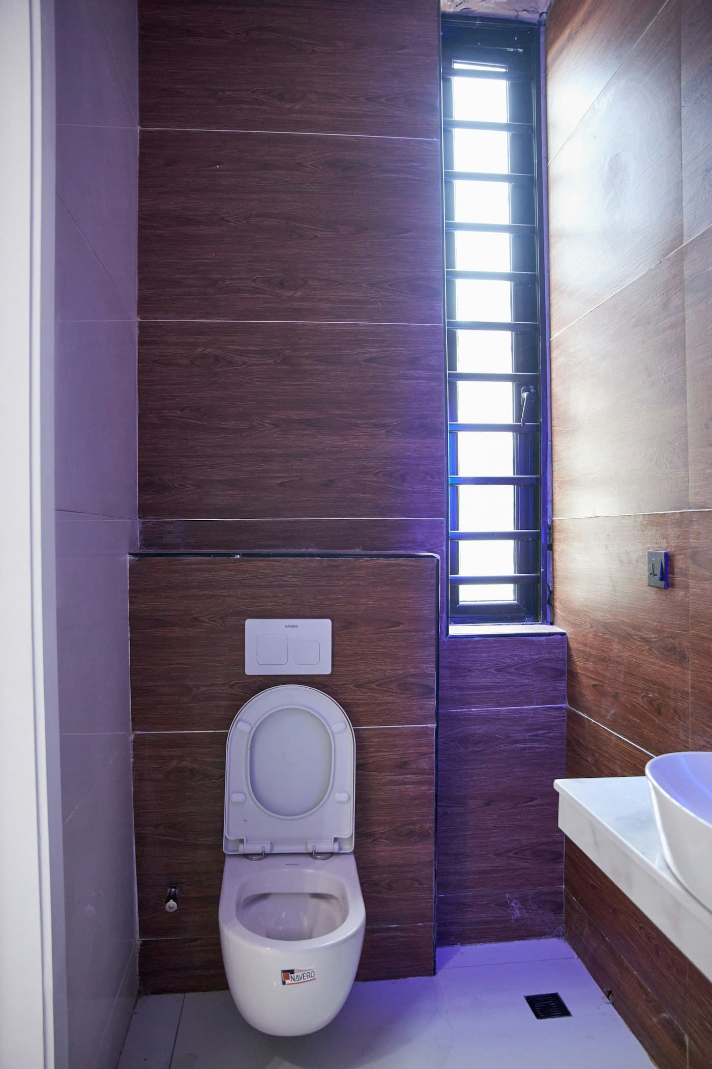 Installation de WC suspendu